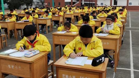 رقابت در مدارس چین